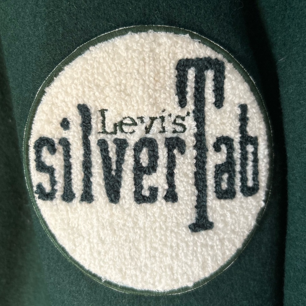 MEN’S LEVI’S SILVERTAB BAGGY BOMBER JACKET GREEN AND WHITE - Picture 4 of 12